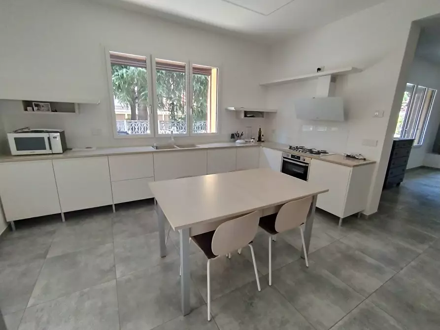 Immagine 12 di Villa in vendita  in Via Carlo Limonta 14 a Cinisello Balsamo