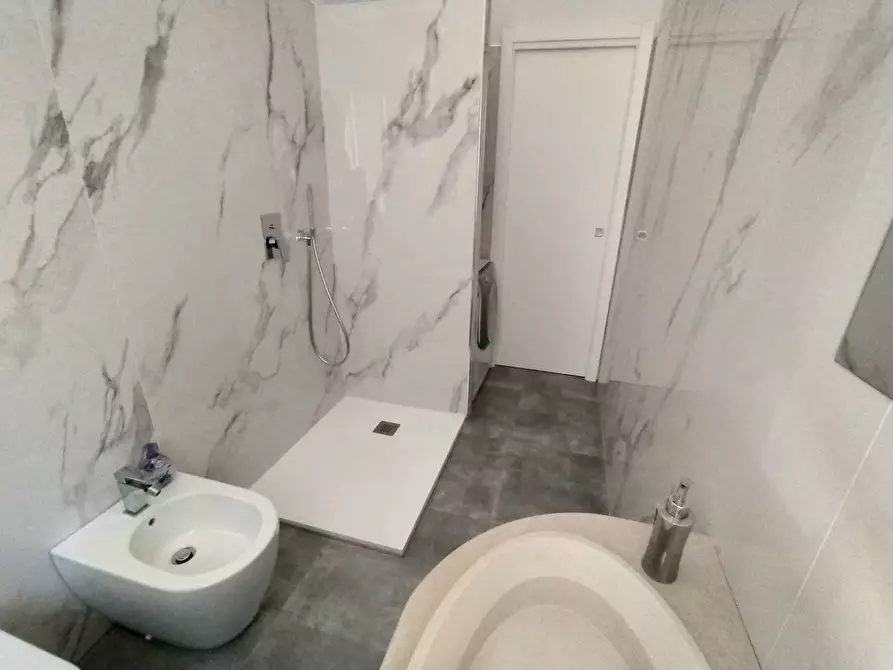 Immagine 14 di Villa in vendita  in Via Carlo Limonta 14 a Cinisello Balsamo