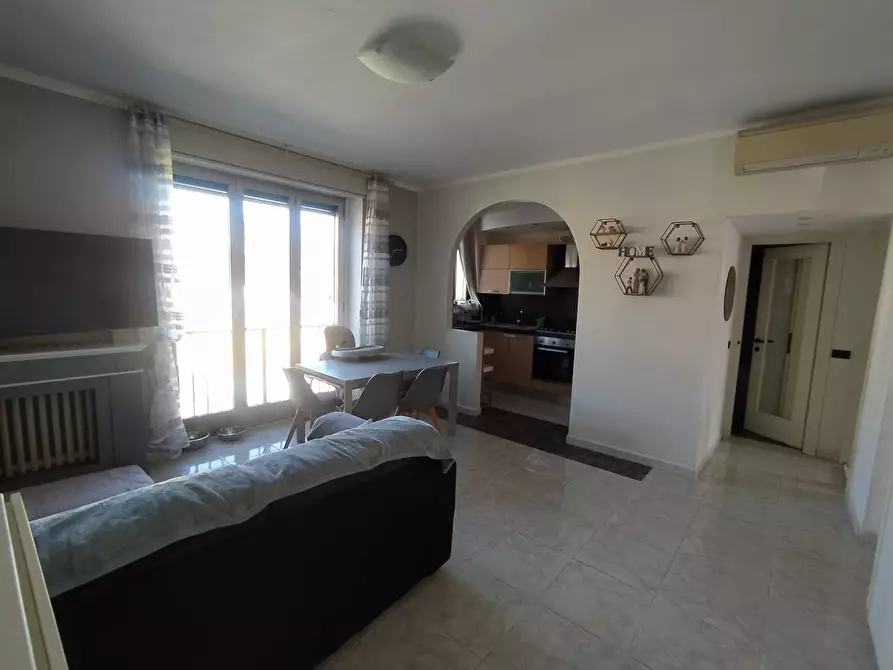 Immagine 3 di Appartamento in vendita  in via cesare berna 15 a Cinisello Balsamo