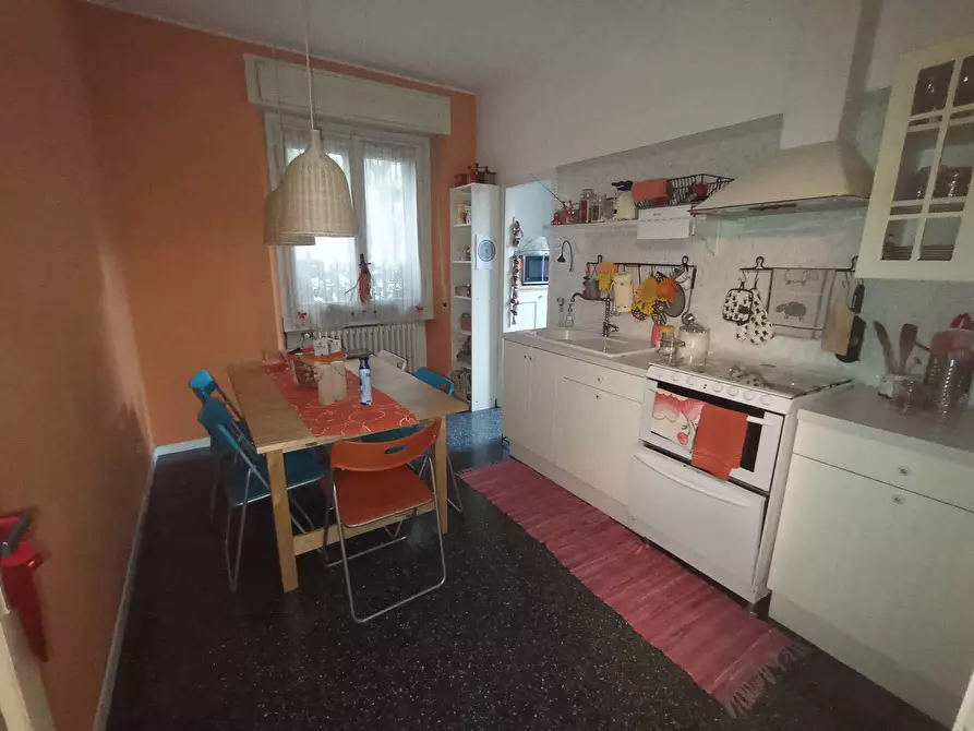 Immagine 10 di Appartamento in vendita  in Via Ugo Foscolo 12 a Cinisello Balsamo