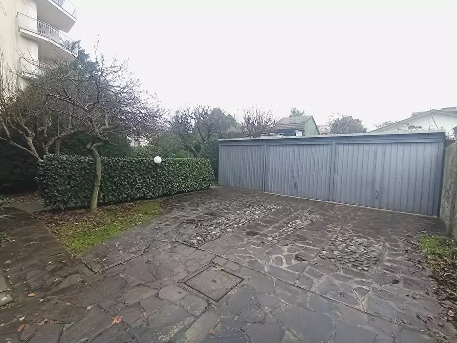 Immagine 19 di Appartamento in vendita  in Via Ugo Foscolo 12 a Cinisello Balsamo