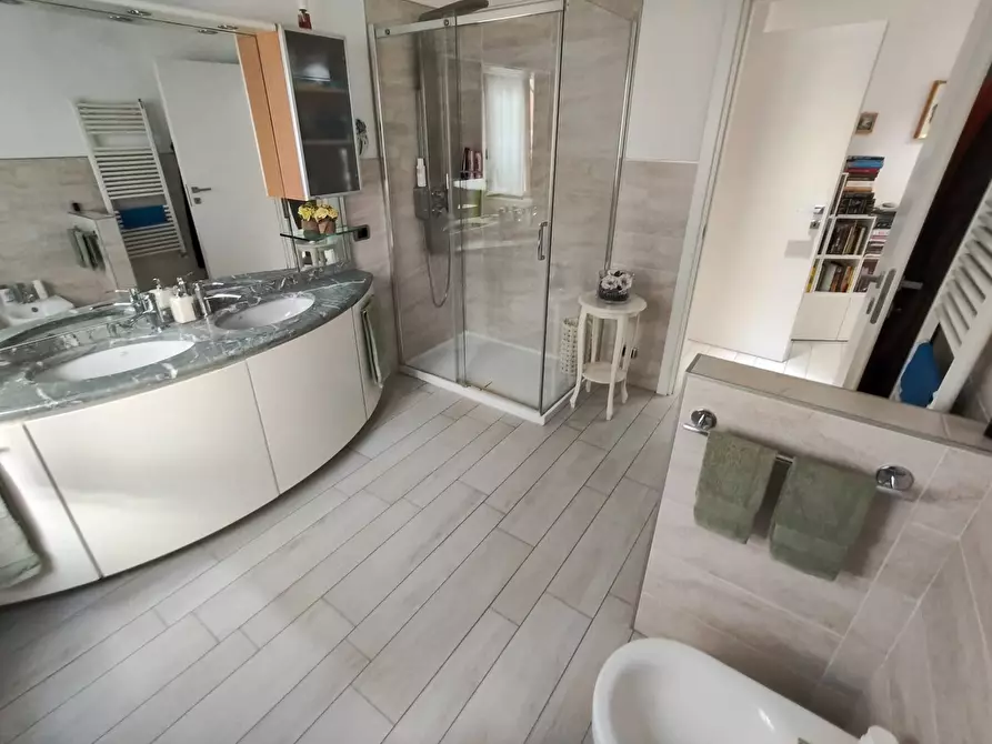 Immagine 32 di Casa semindipendente in vendita  in Via Monte Everest 23 a Cinisello Balsamo