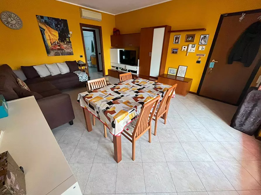 Immagine 12 di Appartamento in vendita  in Via Vittorio Veneto 9 a Cinisello Balsamo