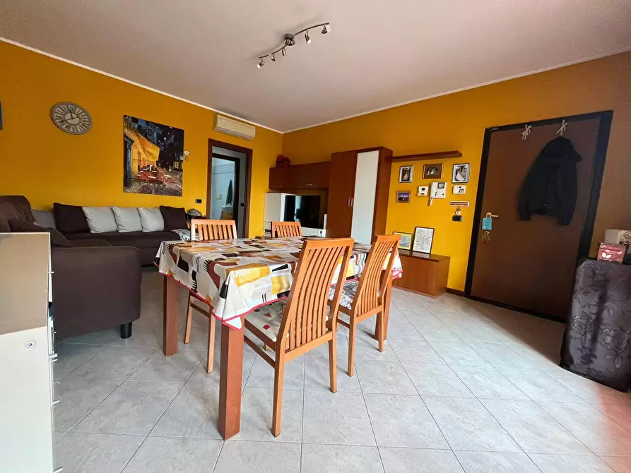 Immagine 13 di Appartamento in vendita  in Via Vittorio Veneto 9 a Cinisello Balsamo