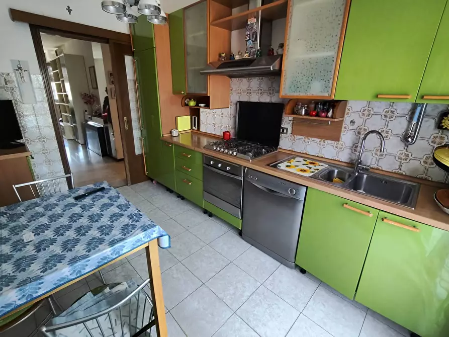 Immagine 11 di Appartamento in vendita  in Via Umberto Giordano 61 a Cinisello Balsamo