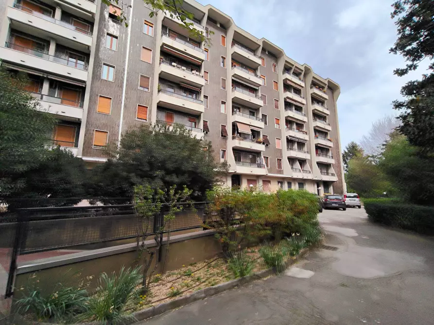 Immagine 4 di Appartamento in vendita  in Viale Giovanni Suzzani 2 a Milano