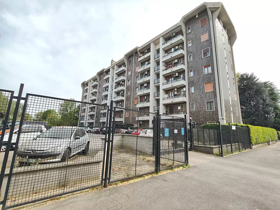 Immagine 6 di Appartamento in vendita  in Viale Giovanni Suzzani 2 a Milano