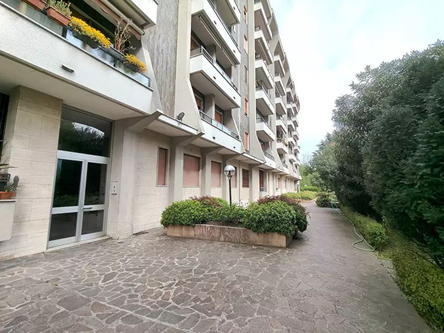 Immagine 7 di Appartamento in vendita  in Viale Giovanni Suzzani 2 a Milano