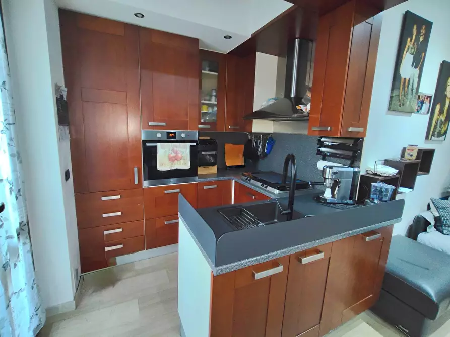 Immagine 11 di Appartamento in vendita  in Viale Giovanni Suzzani 2 a Milano