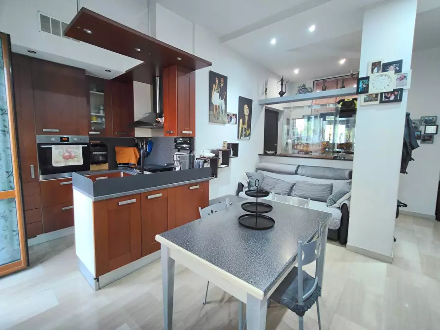 Immagine 20 di Appartamento in vendita  in Viale Giovanni Suzzani 2 a Milano