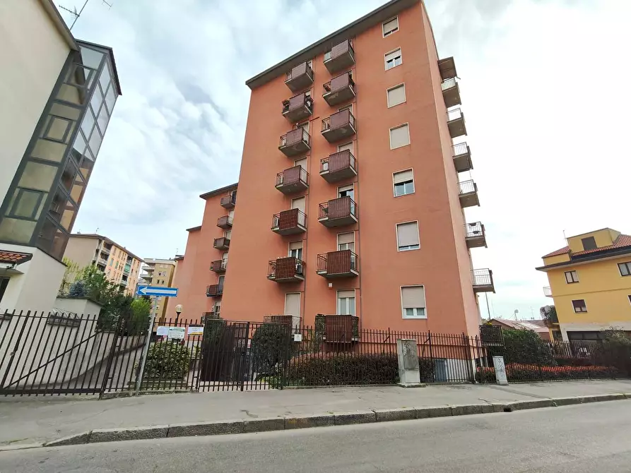 Immagine 1 di Appartamento in vendita  in Via Carlo Innocenzo Frugoni 26 a Milano