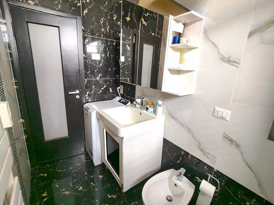 Immagine 24 di Appartamento in vendita  in Via Carlo Innocenzo Frugoni 26 a Milano