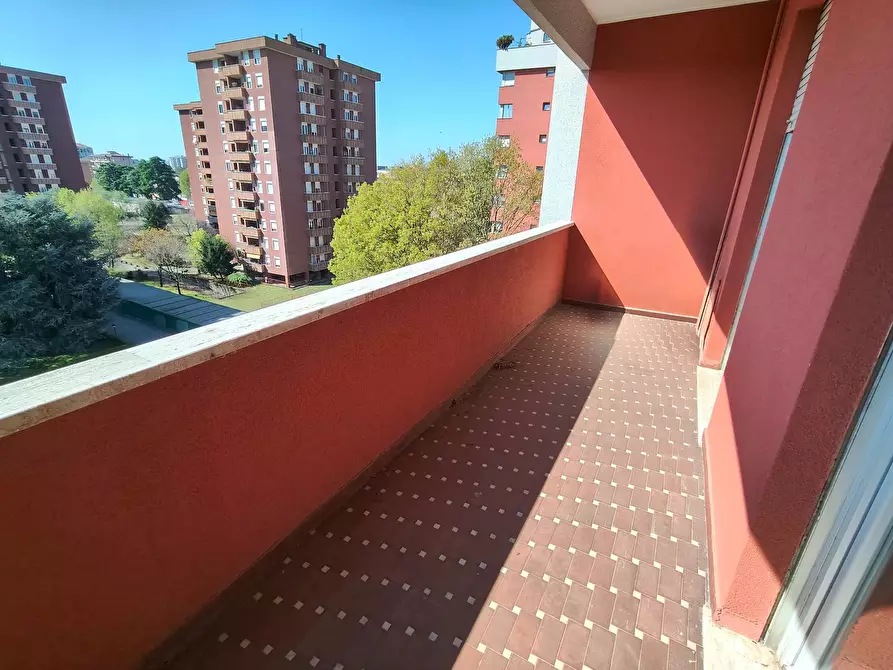 Immagine 7 di Appartamento in vendita  in Via Camelie 11 a Cusano Milanino