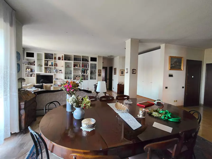 Immagine 9 di Appartamento in vendita  in Via Camelie 11 a Cusano Milanino