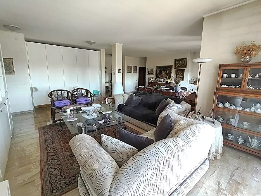 Immagine 14 di Appartamento in vendita  in Via Camelie 11 a Cusano Milanino