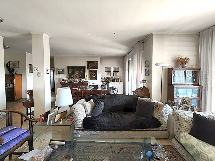 Immagine 16 di Appartamento in vendita  in Via Camelie 11 a Cusano Milanino