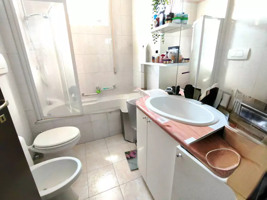 Immagine 42 di Appartamento in vendita  in Via Camelie 11 a Cusano Milanino