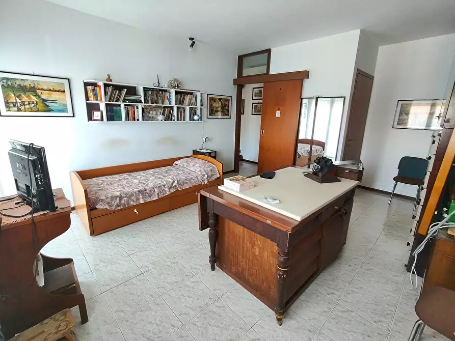 Immagine 25 di Appartamento in vendita  in MORANDI 13 a Cinisello Balsamo