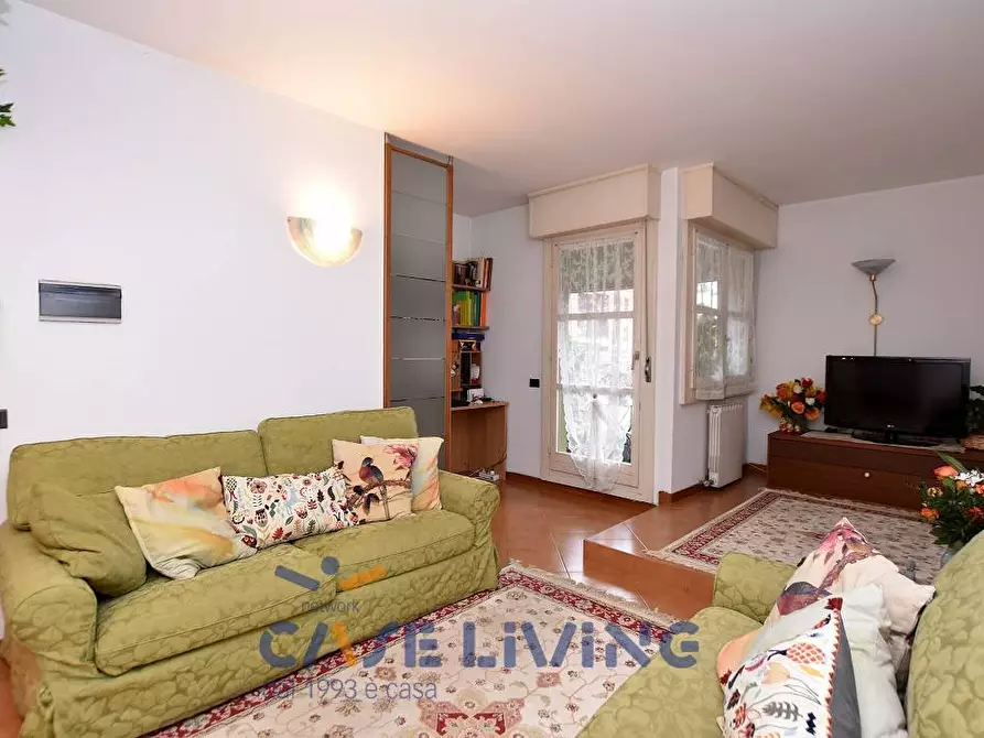 Immagine 1 di Appartamento in vendita  in Via San Dionigi a Milano