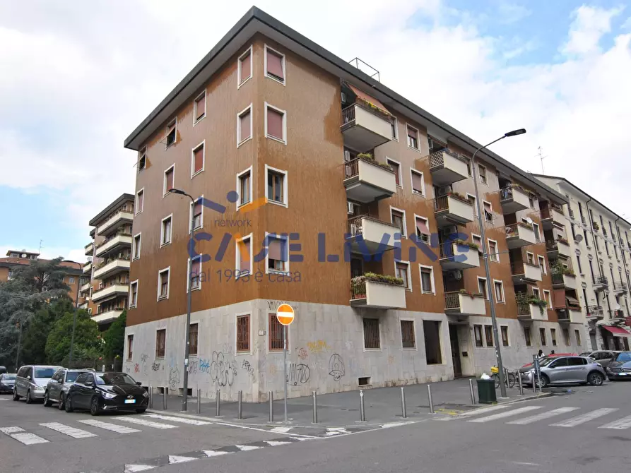 Immagine 1 di Appartamento in vendita  in Via Savona 110 a Milano