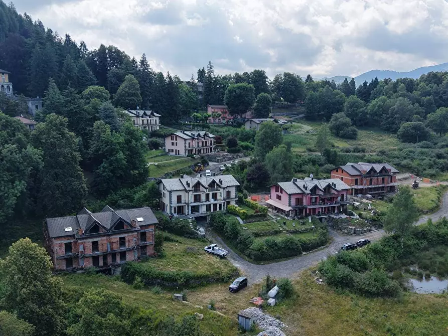 Immagine 5 di Casa semindipendente in vendita  a Alta Valle Intelvi