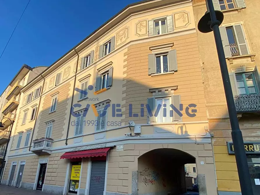 Immagine 2 di Appartamento in vendita  in via Camillo Benso Cavour 59 a Corsico