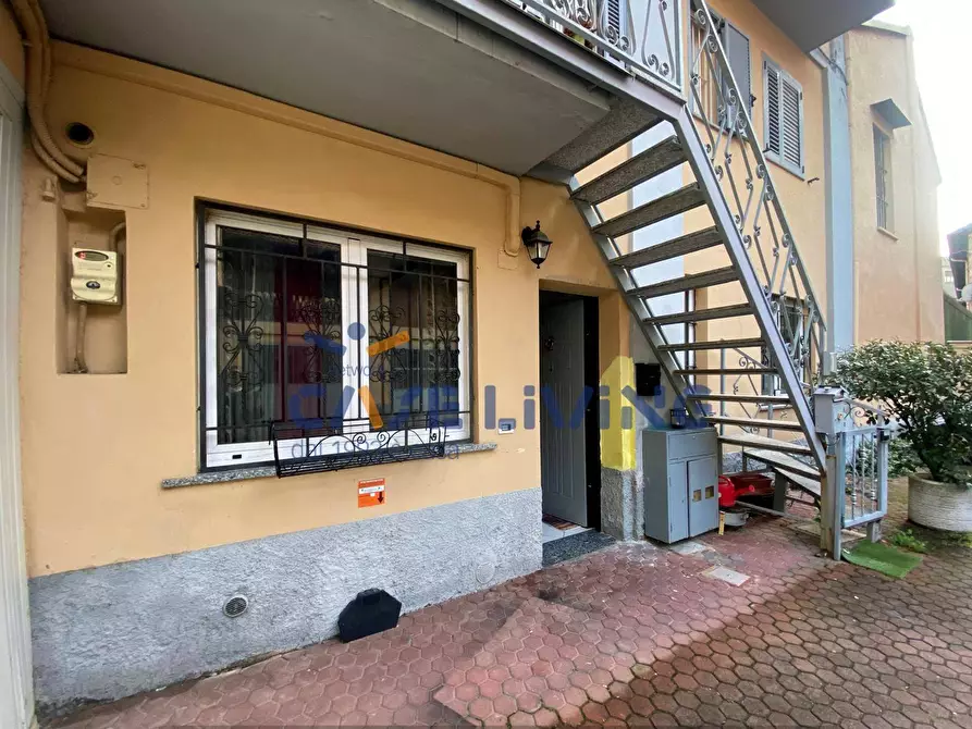 Immagine 4 di Appartamento in vendita  in via Camillo Benso Cavour 59 a Corsico