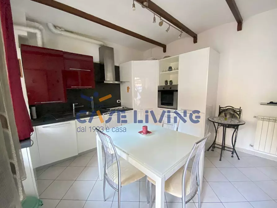 Immagine 5 di Appartamento in vendita  in via Camillo Benso Cavour 59 a Corsico