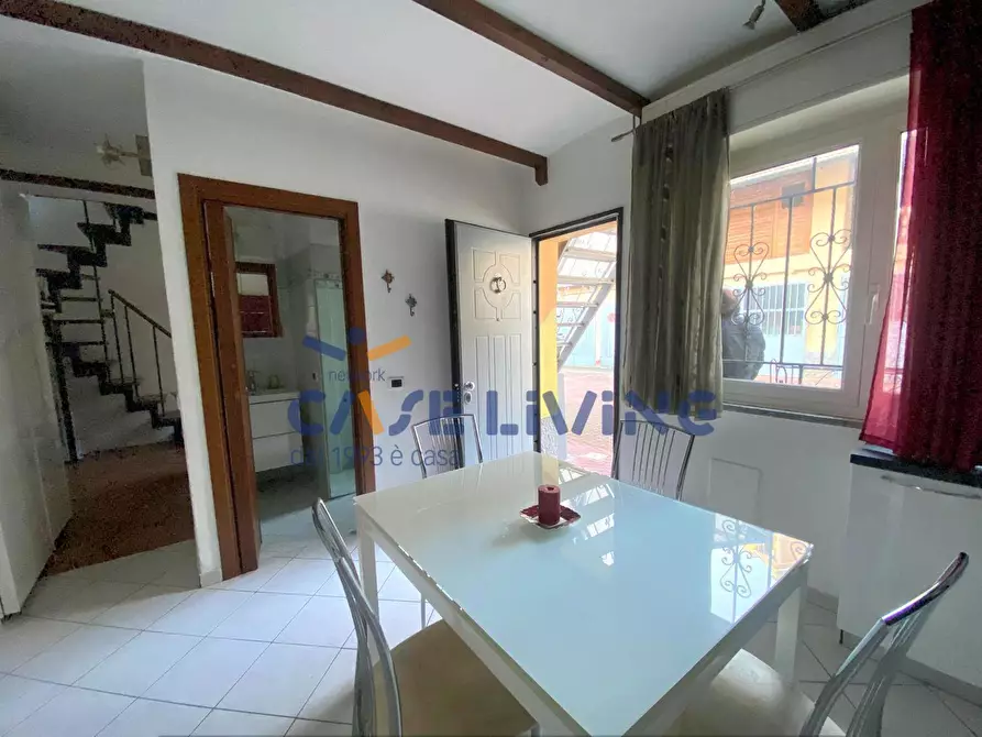 Immagine 6 di Appartamento in vendita  in via Camillo Benso Cavour 59 a Corsico