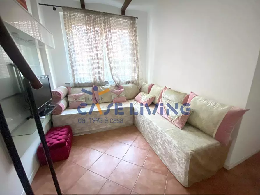 Immagine 11 di Appartamento in vendita  in via Camillo Benso Cavour 59 a Corsico