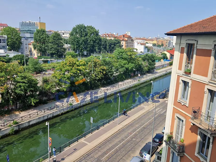 appartamento in vendita a Milano in zona Porta Genova