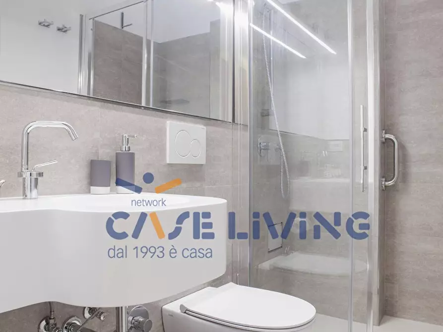 Immagine 13 di Appartamento in affitto  a Milano