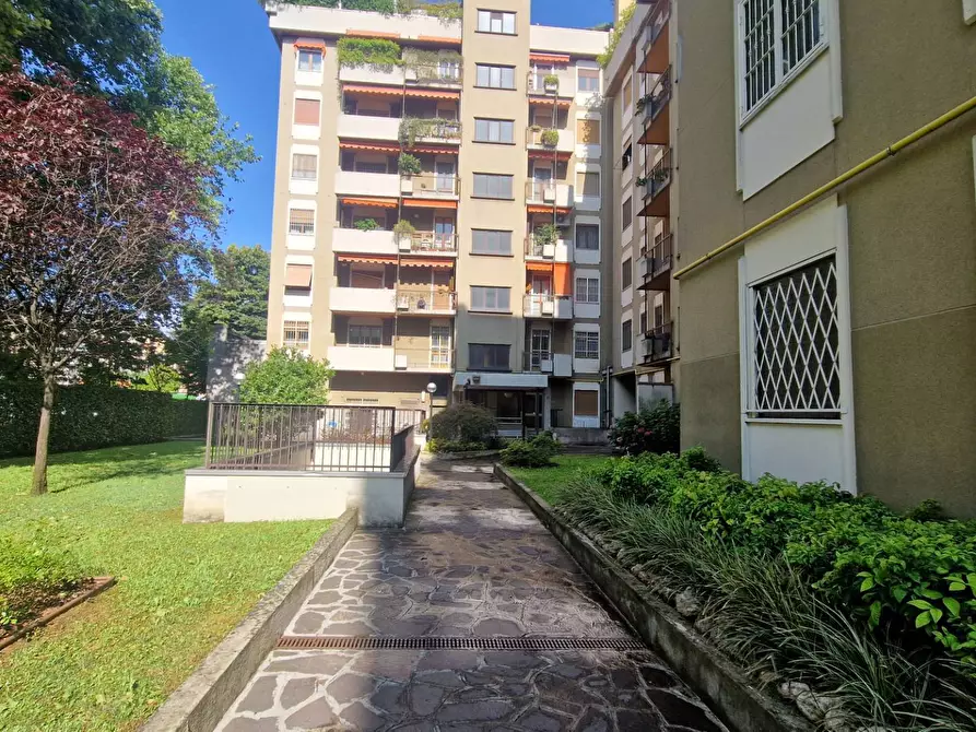 Immagine 10 di Appartamento in affitto  in Via Capo Palinuro 2 a Milano