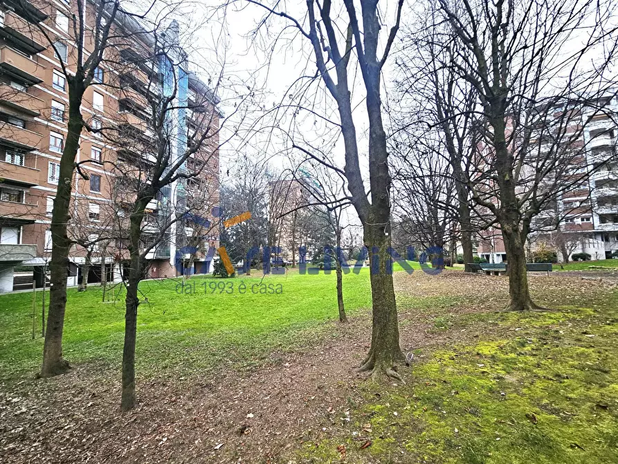 Immagine 30 di Appartamento in vendita  in Via Sapri 63 a Milano