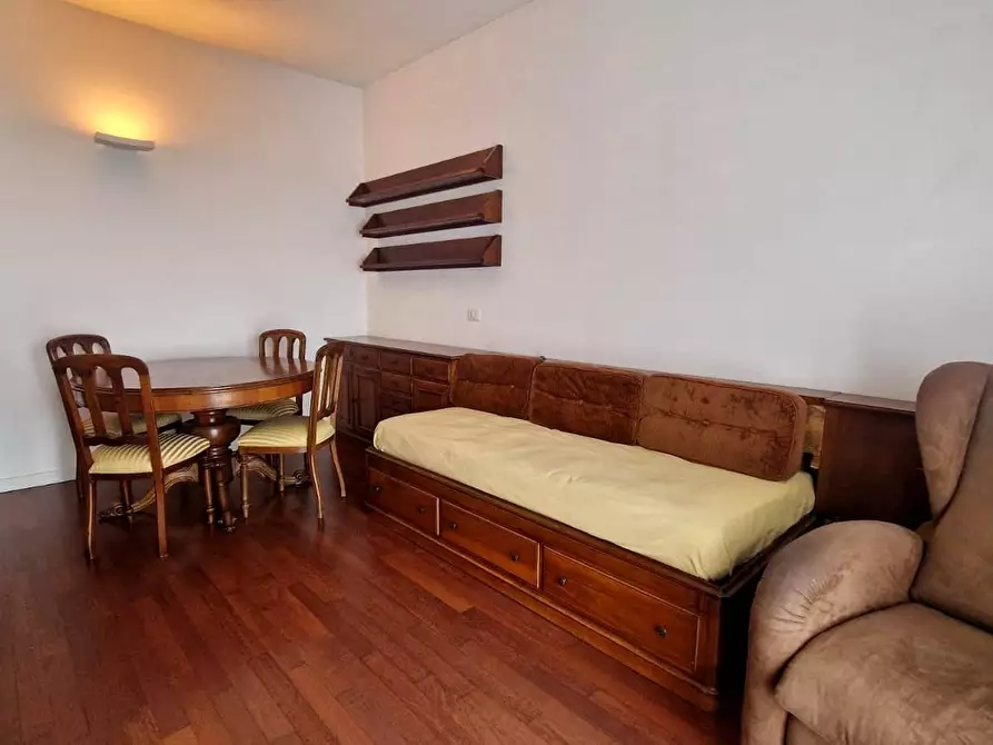 Immagine 5 di Appartamento in vendita  in Via Lecco 1/A a Buccinasco