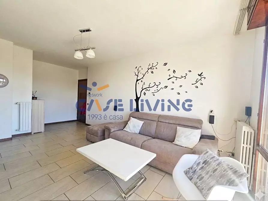 Immagine 2 di Appartamento in vendita  in piazza roma 6 a Pero