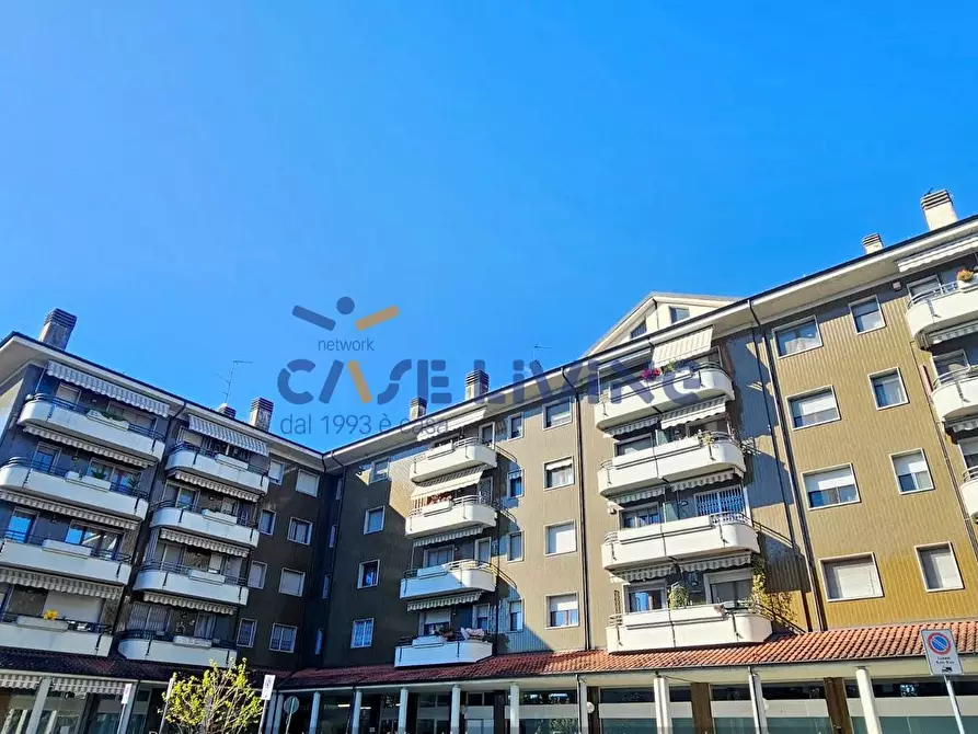 Immagine 15 di Appartamento in vendita  in piazza roma 6 a Pero