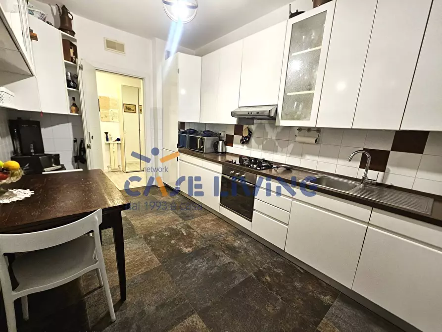 Immagine 5 di Appartamento in vendita  in Via Guido Rossa a Buccinasco