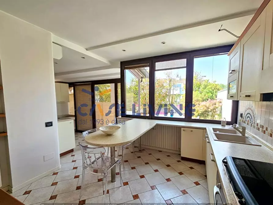 Immagine 4 di Appartamento in vendita  in Via Rodolfo Morandi 3 a Buccinasco