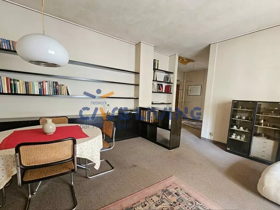 Immagine 2 di Appartamento in vendita  in Via Eugenio Villoresi 5 a Milano