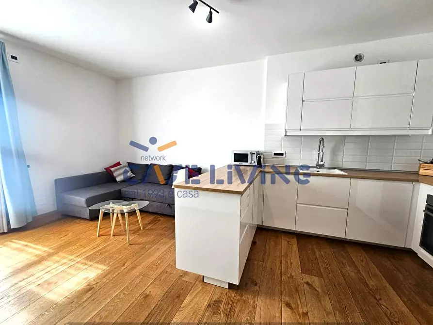 Immagine 4 di Appartamento in vendita  in Alzaia Naviglio Pavese 260 a Milano