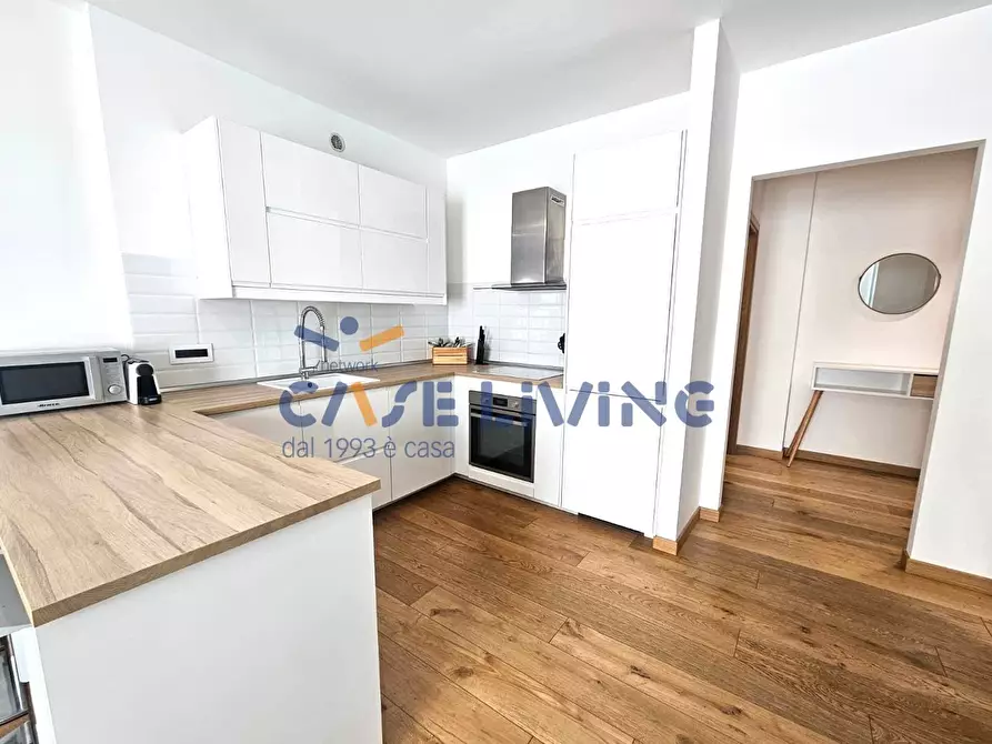 Immagine 5 di Appartamento in vendita  in Alzaia Naviglio Pavese 260 a Milano