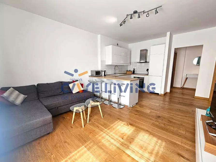 Immagine 7 di Appartamento in vendita  in Alzaia Naviglio Pavese 260 a Milano