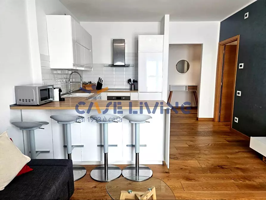 Immagine 8 di Appartamento in vendita  in Alzaia Naviglio Pavese 260 a Milano