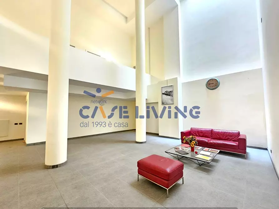 Immagine 22 di Appartamento in vendita  in Alzaia Naviglio Pavese 260 a Milano