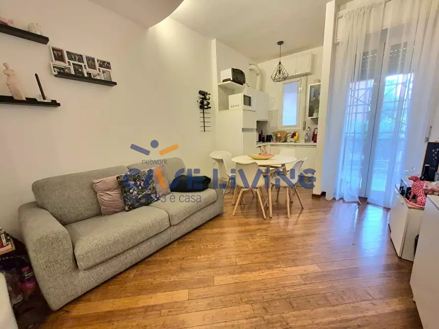 Immagine 2 di Appartamento in vendita  in Via Montello 11 a Corsico