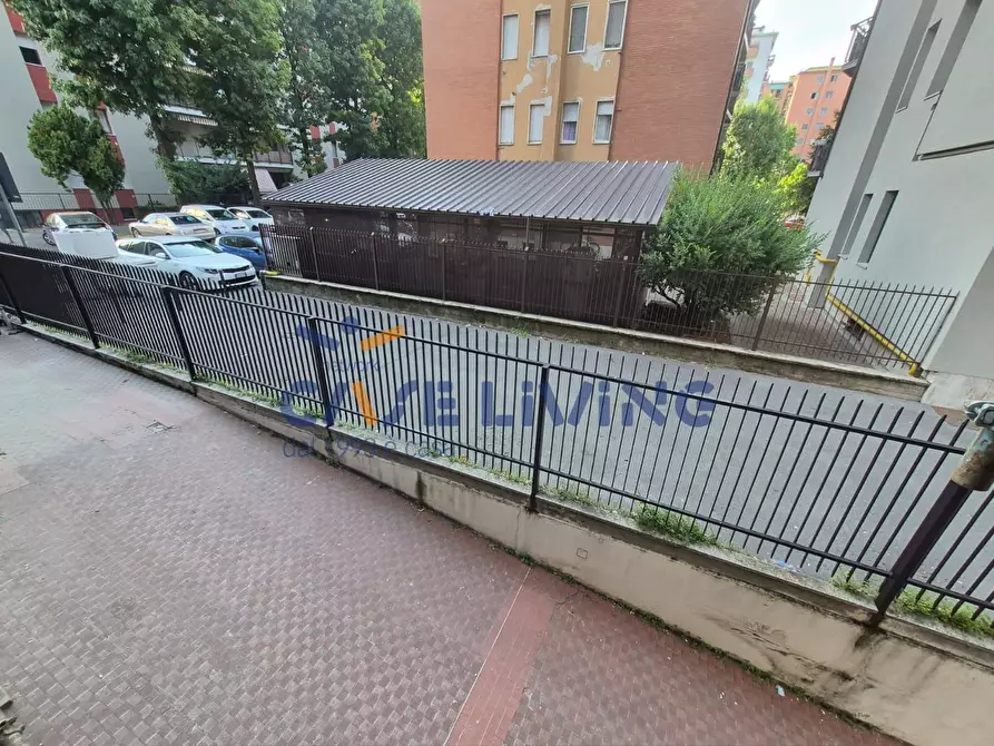 Immagine 21 di Appartamento in vendita  in Via Montello 11 a Corsico