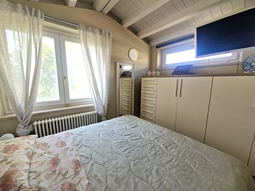 Immagine 23 di Casa semindipendente in vendita  in Via Colombarola 22 a Sirmione