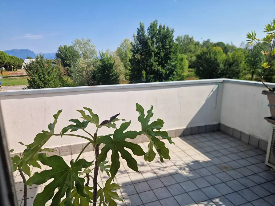 Immagine 28 di Casa semindipendente in vendita  in Via Colombarola 22 a Sirmione