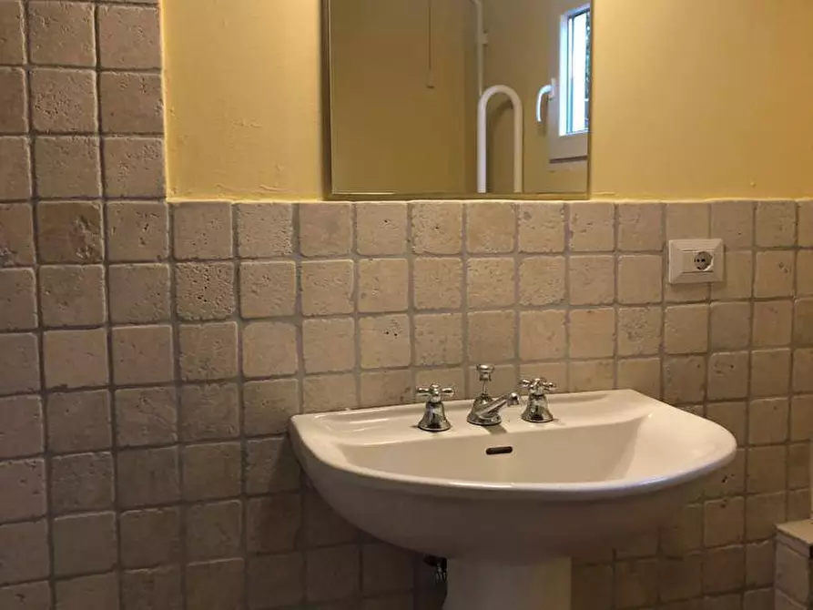 Immagine 19 di Appartamento in affitto  in Montecastello a Pontedera